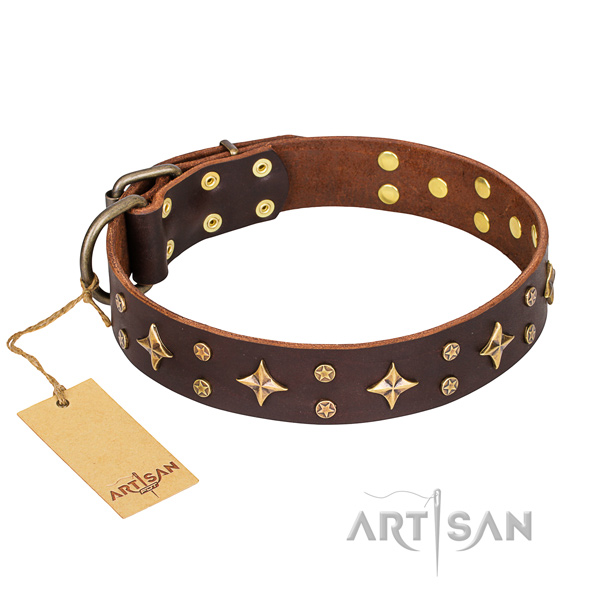 Awesome natural genuine leather dog collar for handy use