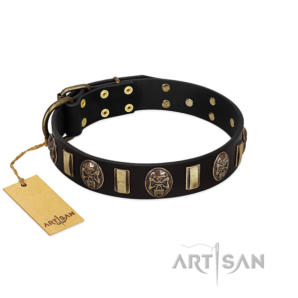 Stylish design leather dog collar for comfortable wearing